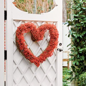 nandina-heart-wreath-l